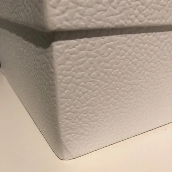 Large Dior Storage Box - Picture 7 of 9